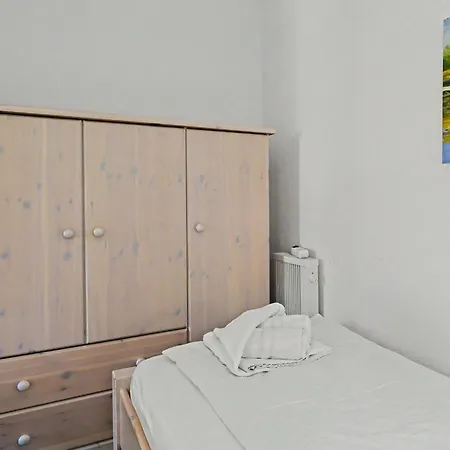 Schneider 2d By Interhome *