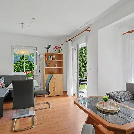 Schneider 2d By Interhome